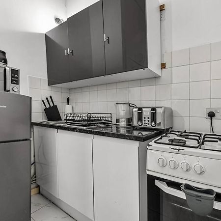 Апартаменты Deluxe Flat On Kentish Town Лондон Экстерьер фото