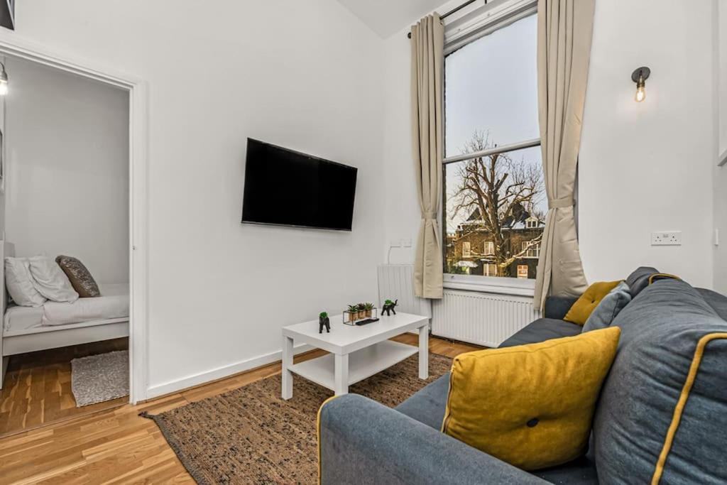 Апартаменты Deluxe Flat On Kentish Town Лондон Экстерьер фото